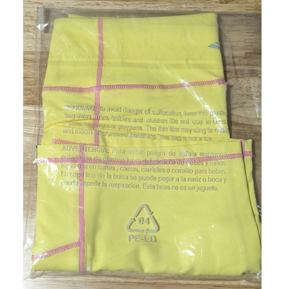 Tuckernuck Sundaze Compression Bike Shorts Medium NWT Yellow Yoga Athletic Wear - Picture 8 of 10